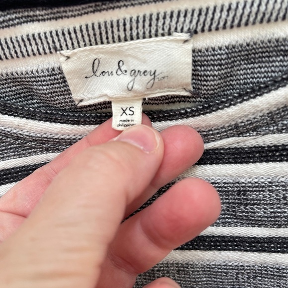 Lou & Grey Sweater - Women’s Size XS - Picture 2 of 5